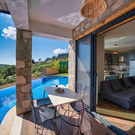 Pine Private Located In A Quiet And Picturesque Location Вилла *